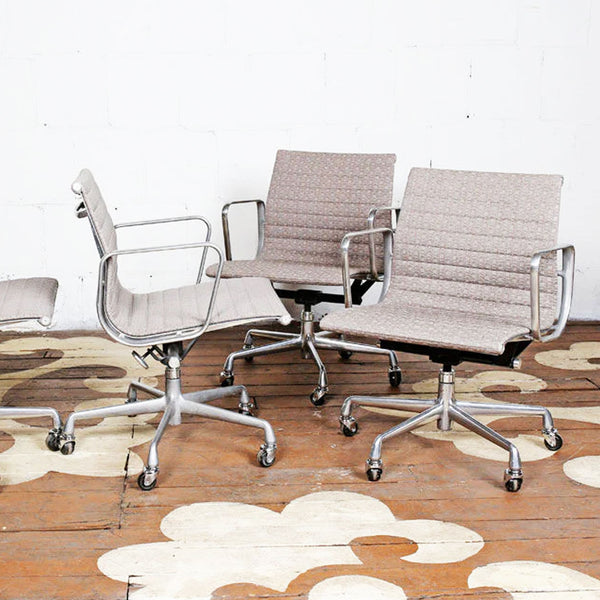 Aluminum Group Desk Chairs