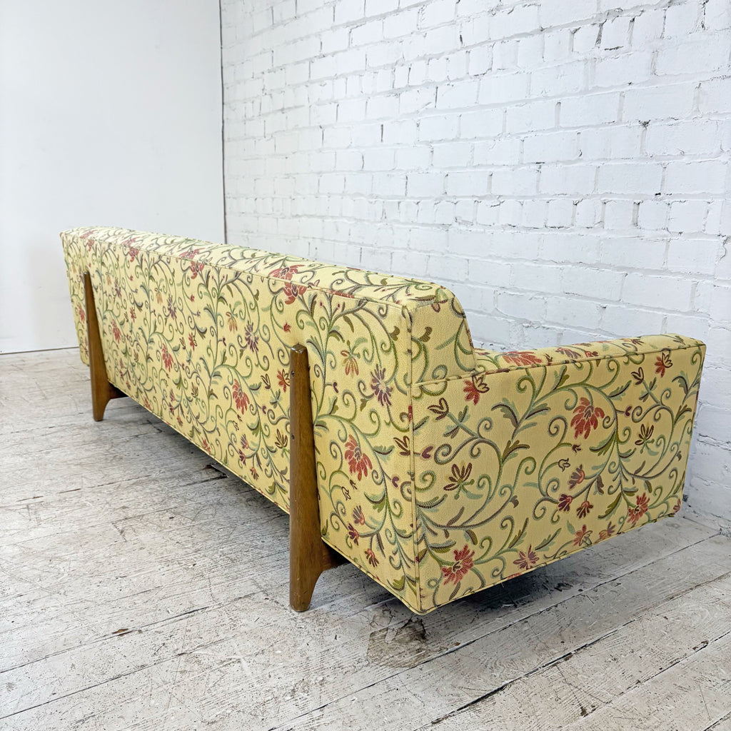 91" Dunbar Bracket Back Sofa